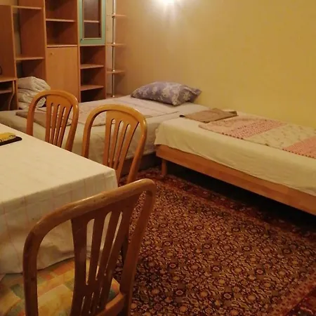 заменхоф Apartament Warna